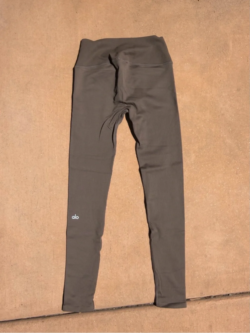 ALO Yoga Chocolate Brown High-Rise Leggings